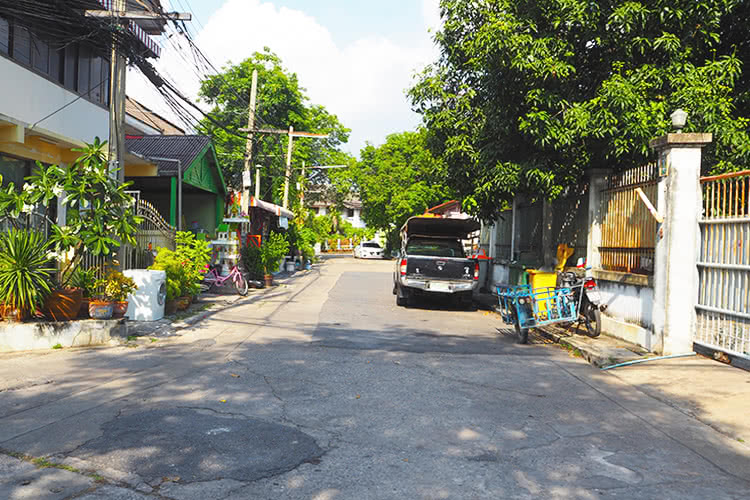 ปากเกร็ด วิลเลจ - [Pakkret Village]