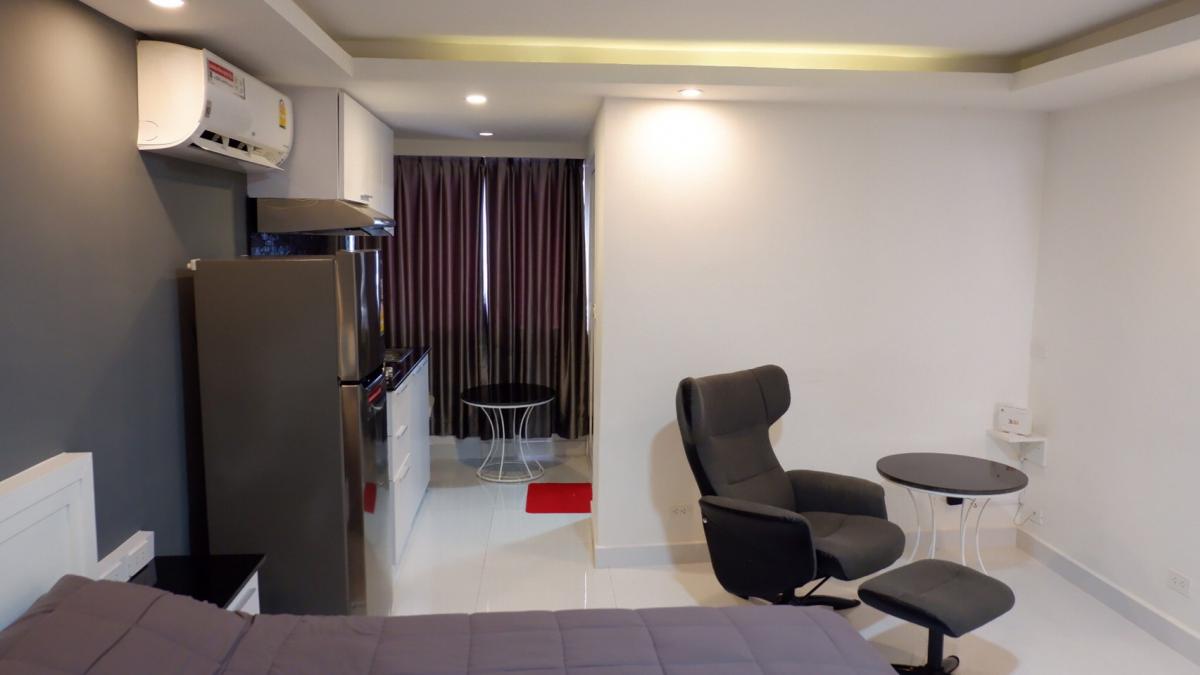 พัทยา บีช คอนโด [Pattaya Beach Condo]