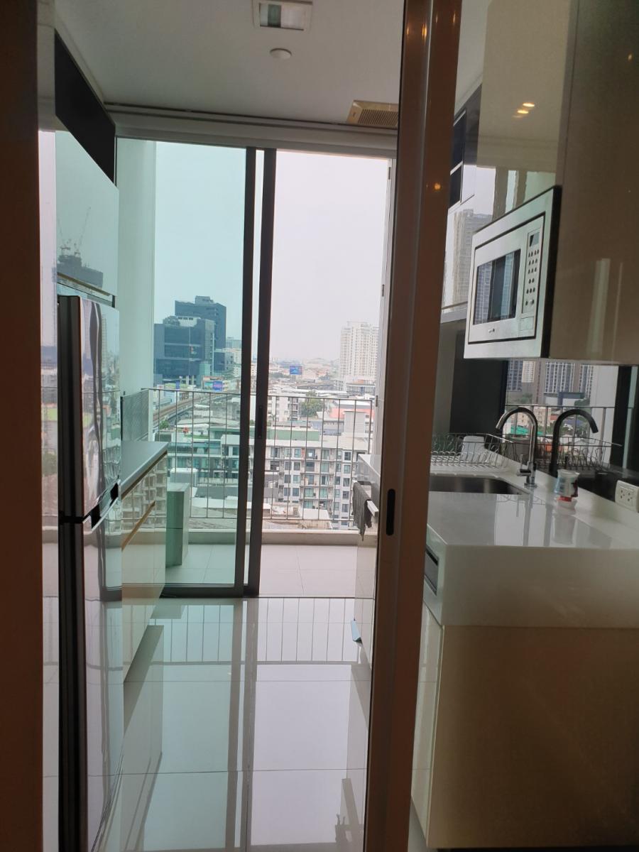 เดอะรูม สุขุมวิท 62 [The Room Sukhumvit 62]