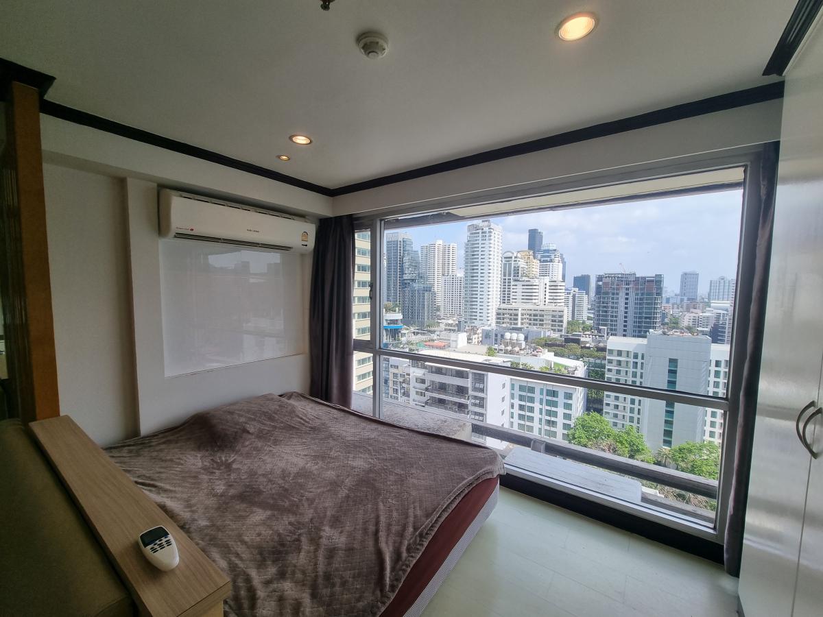 Sukhumvit Suite