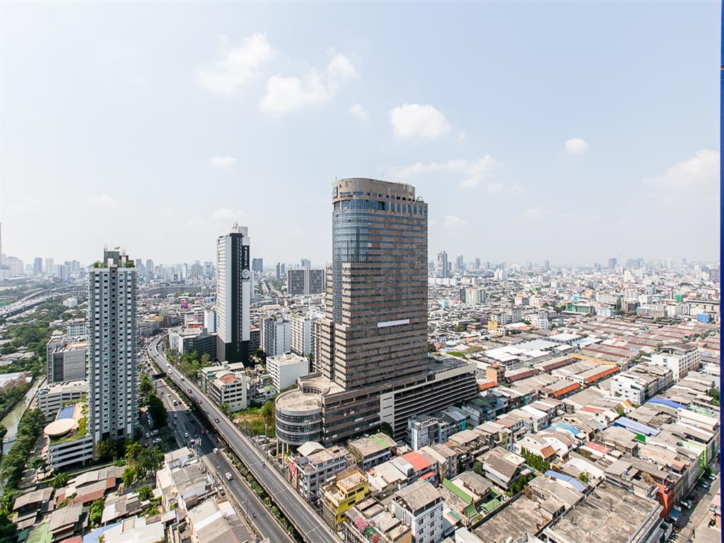 The Line Asoke-Ratchada