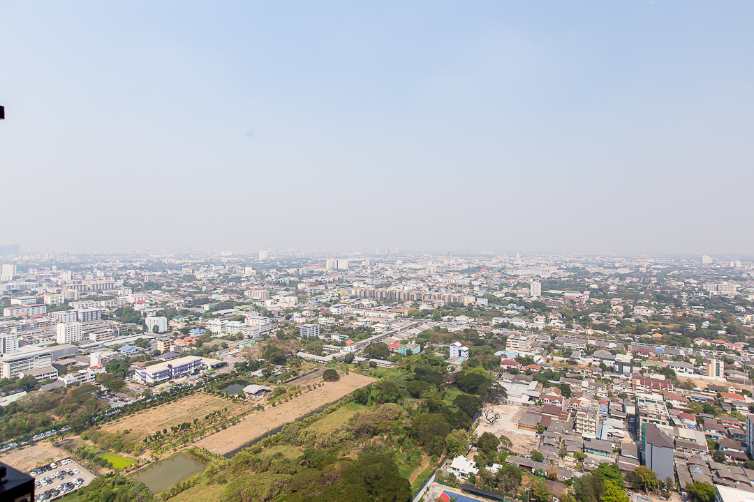 เดอะ ไลน์ สุขุมวิท 101 [The Line Sukhumvit 101]