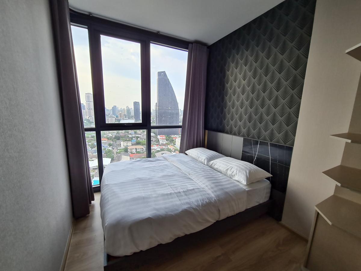 Oka Haus Sukhumvit 36