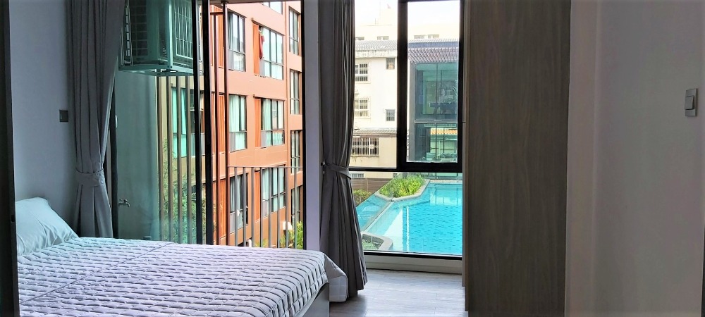 บราวน์ คอนโด รัชดา 32 [Brown Condo Ratchada 32]