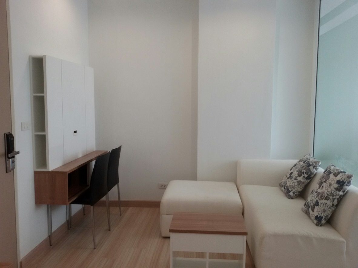 โฮเทล เซอร์วิส คอนโด [Hotel Serviced Condo]