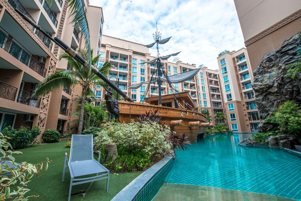 แอตแลนติส คอนโด รีสอร์ท พัทยา [Atlantis Condo Resort Pattaya]