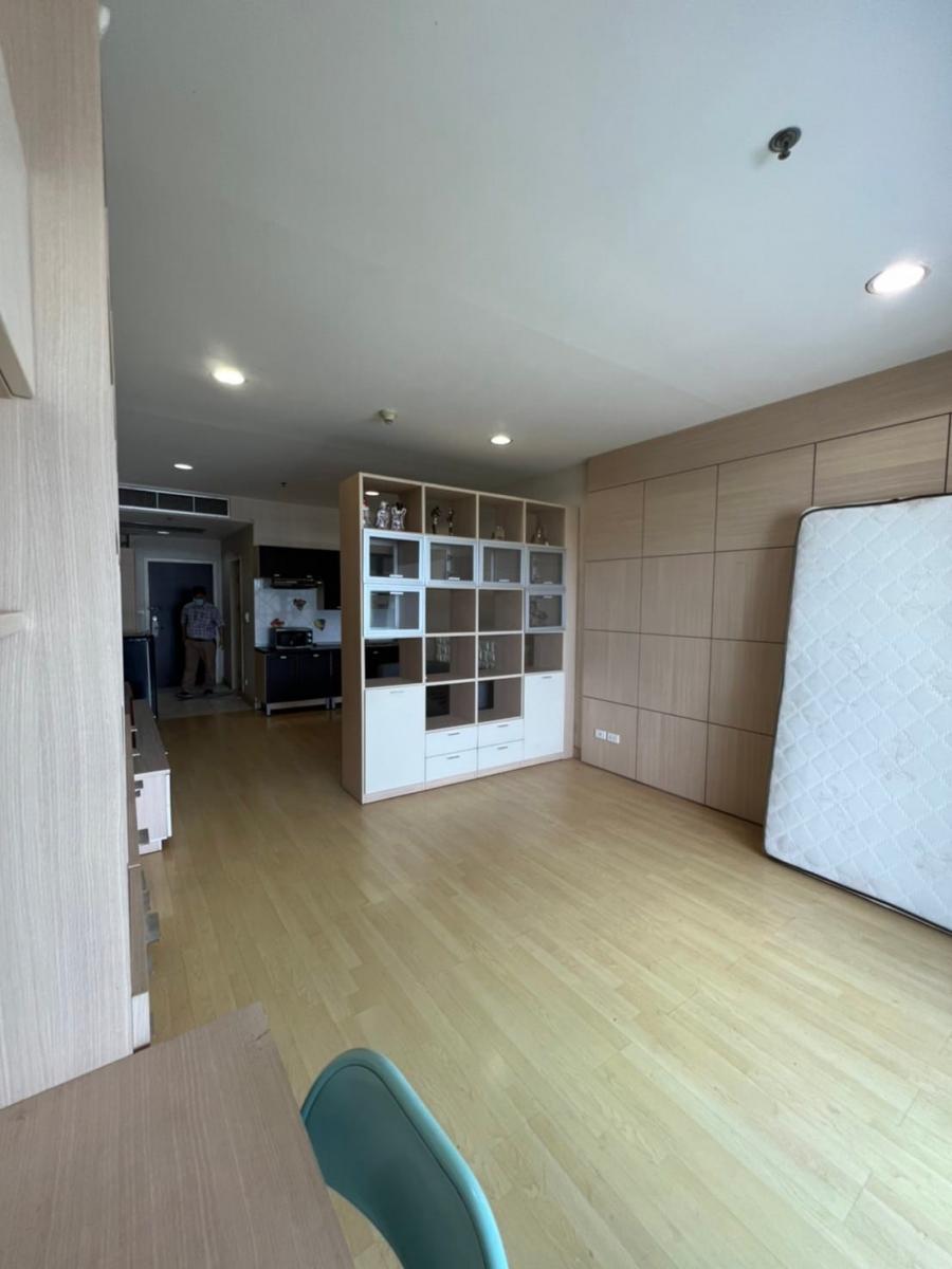 แพลทินั่ม เพลส คอนโด [Platinum Place Condo]