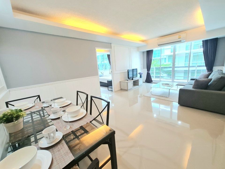 เดอะ วอเตอร์ฟอร์ด สุขุมวิท 50 [The Waterford Sukhumvit 50]