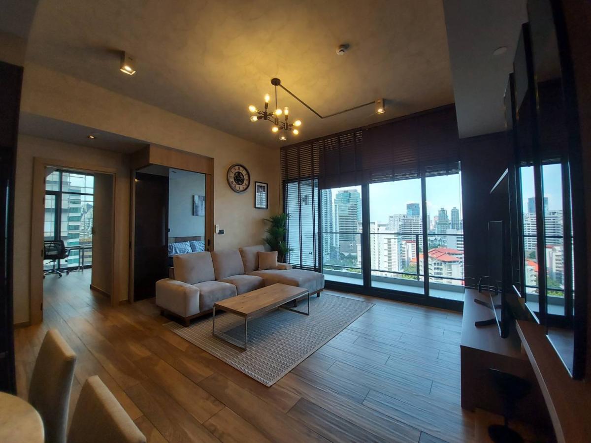 เดอะ ลอฟท์ อโศก [The Lofts Asoke]