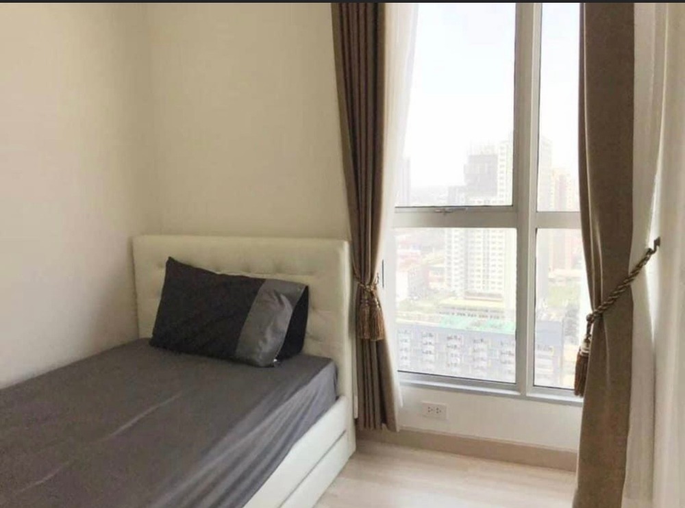 เดอะ โฮเทล เซอร์วิส คอนโด [The Hotel Serviced Condo]