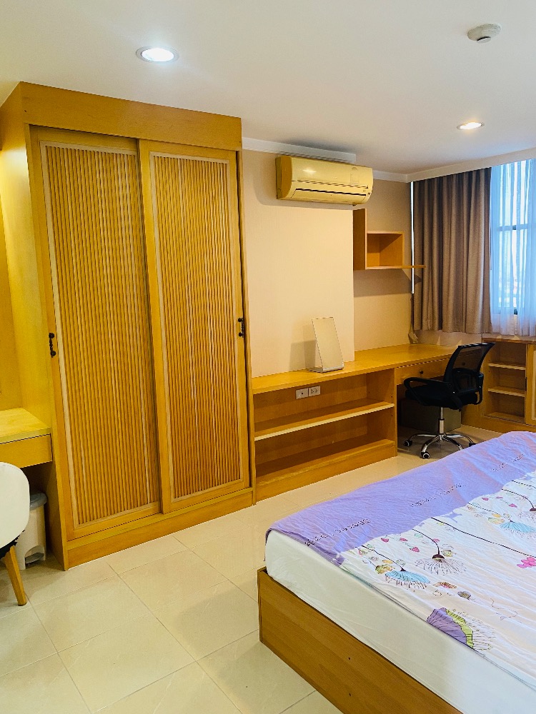 Supalai Place Sukhumvit 39