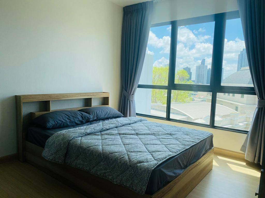 Supalai Loft Prajadhipok-Wongwian Yai