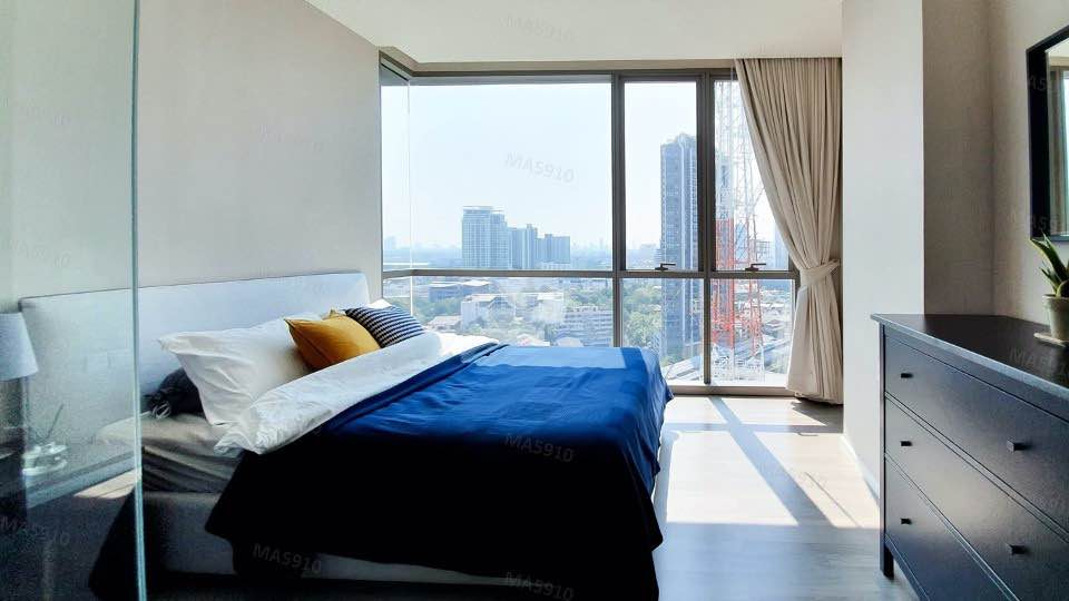 The Room Sukhumvit 69