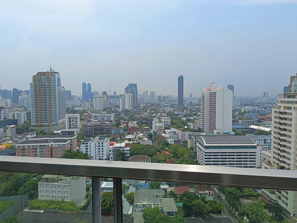 H Sukhumvit 43