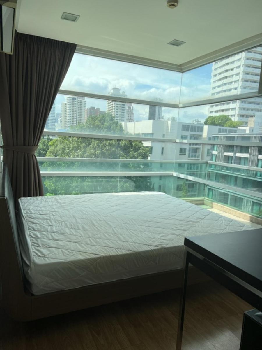 ดิ แอลโคฟ 49 [The Alcove Sukhumvit 49]